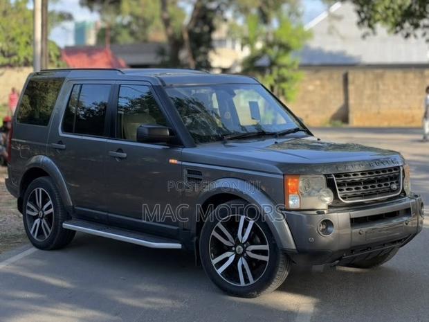 Land Rover Discovery 2009 Gray