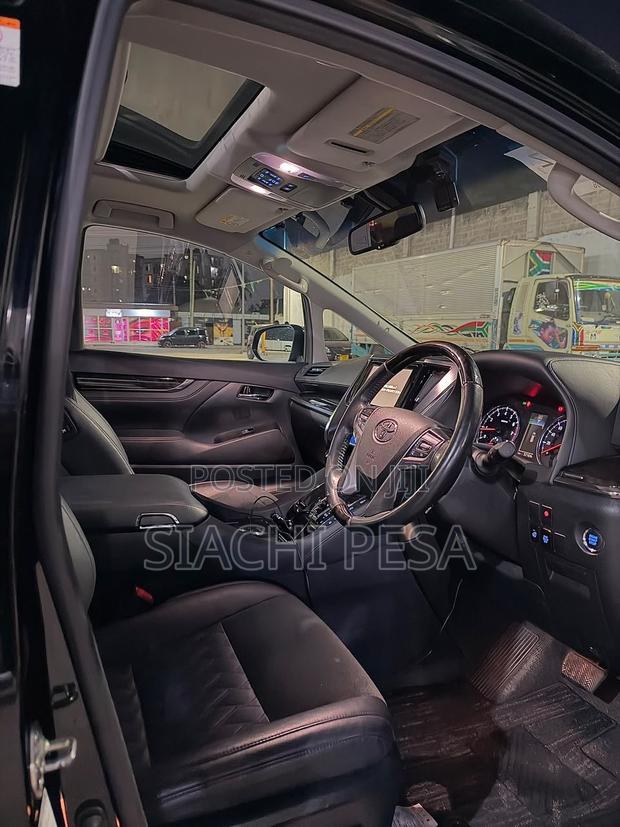 Toyota Vellfire 2017 Black