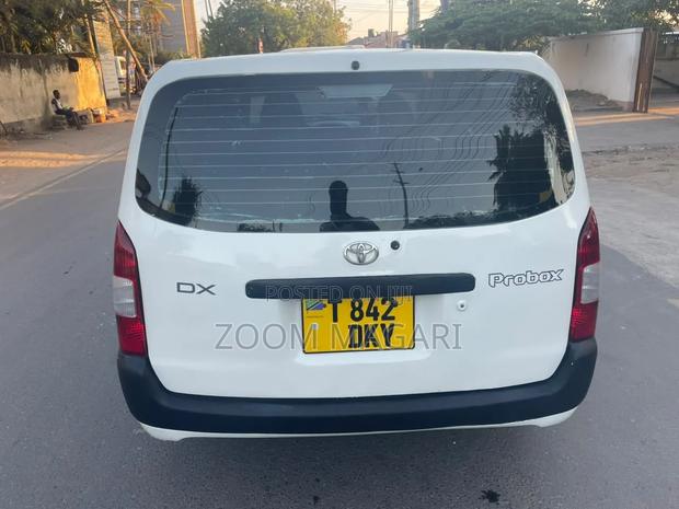 Toyota Probox 2005 White