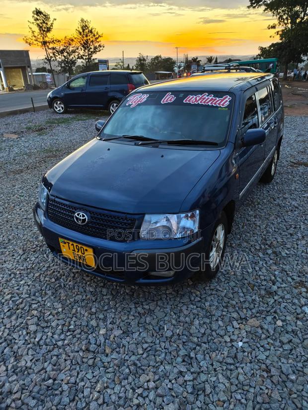 Toyota Succeed 2005 Blue