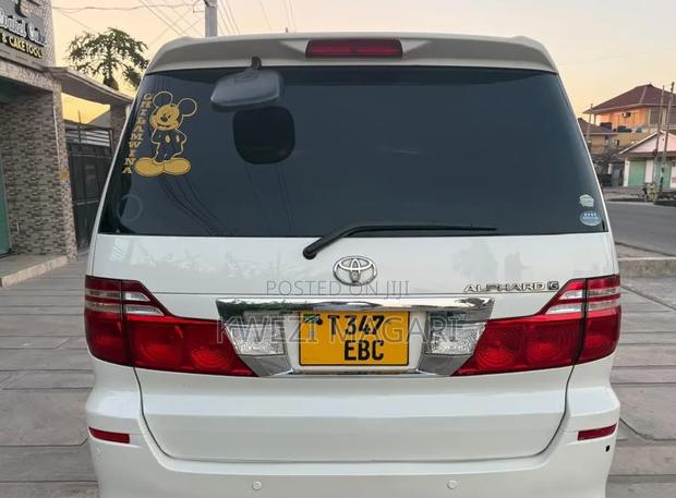 Toyota Alphard 2005 White