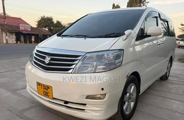 Toyota Alphard 2005 White