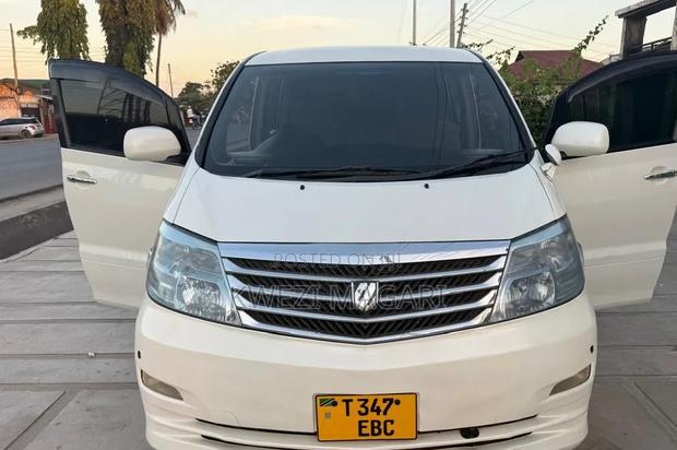 Toyota Alphard 2005 White
