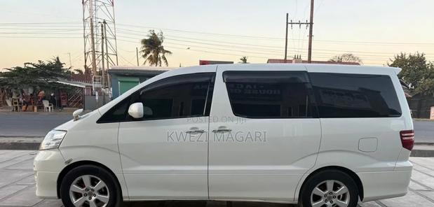 Toyota Alphard 2005 White