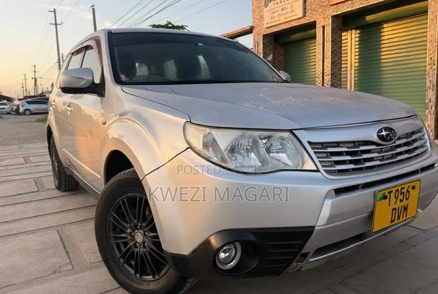 Subaru Forester 2009 Silver