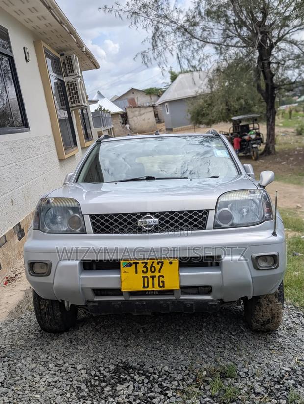 Nissan X-Trail 2.0 2001 Ivory