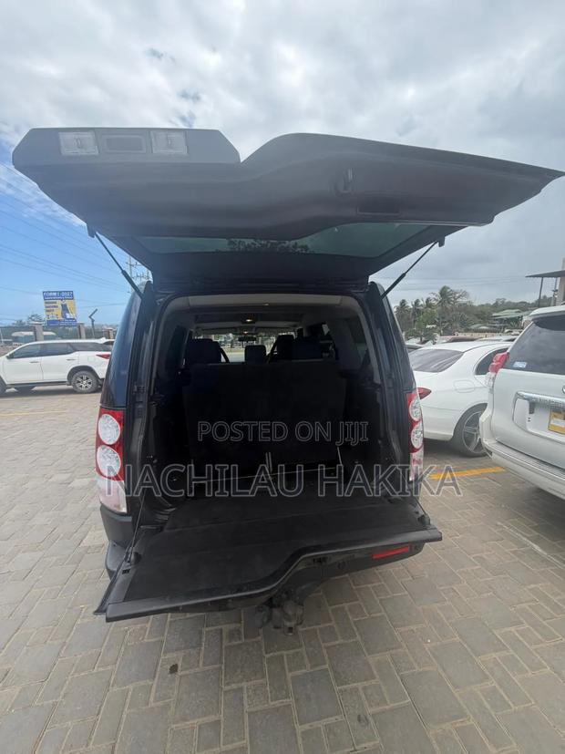 Land Rover Discovery 2008 Black