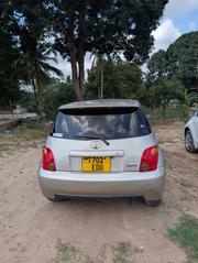 Toyota IST 2004 Silver for sale
