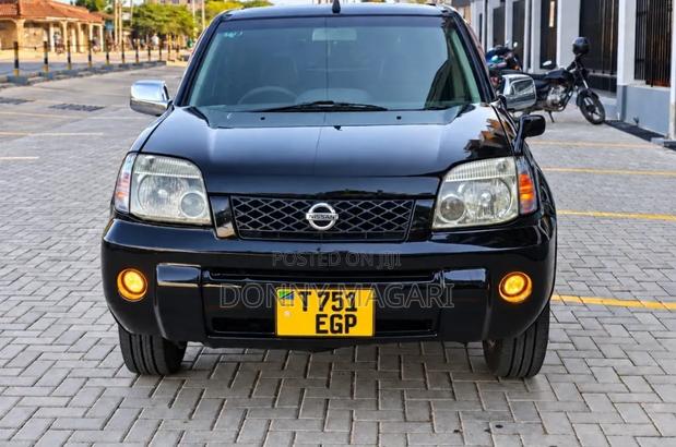 Nissan X-Trail 2005 Black