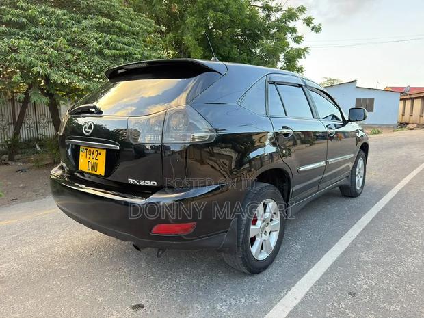 Toyota Harrier 2005 Black