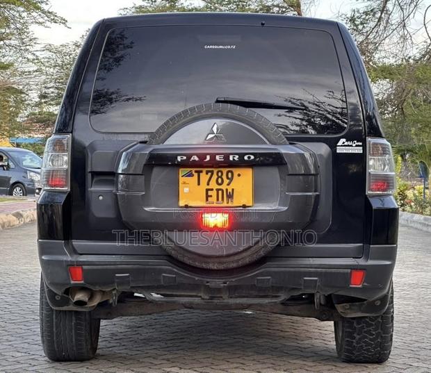 Mitsubishi Pajero 3.2 Di-D 2008 Black