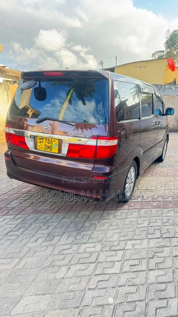 Toyota Alphard 2.4 Petrol AWD 2003