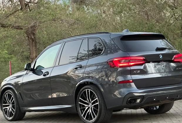 BMW X5 2022 Black