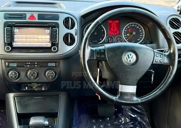 Volkswagen Tiguan 1.4 TSI 2008 Black