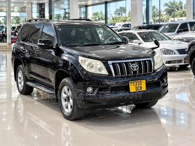 Toyota Land Cruiser Prado 4.0 Petrol TX 2013 Black