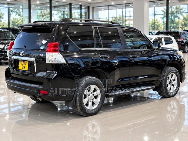 Toyota Land Cruiser Prado 4.0 Petrol TX 2013 Black