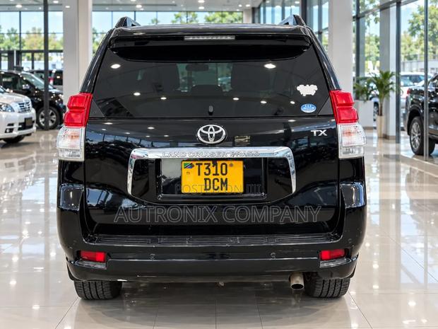 Toyota Land Cruiser Prado 4.0 Petrol TX 2013 Black