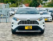 Toyota RAV4 2020 Pearl for sale