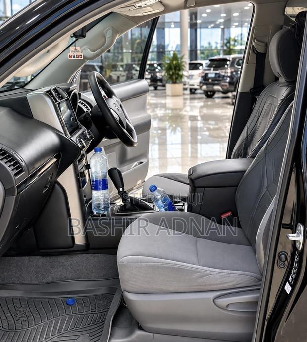Toyota Land Cruiser Prado 2.7 i 2013 Black