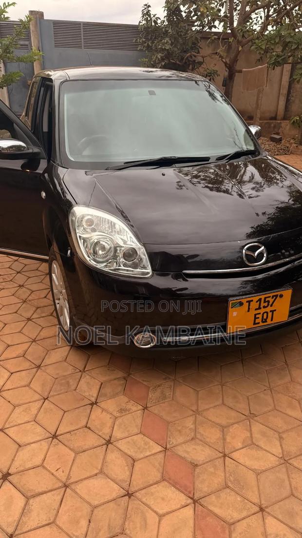 Mazda Verisa 2009 Purple