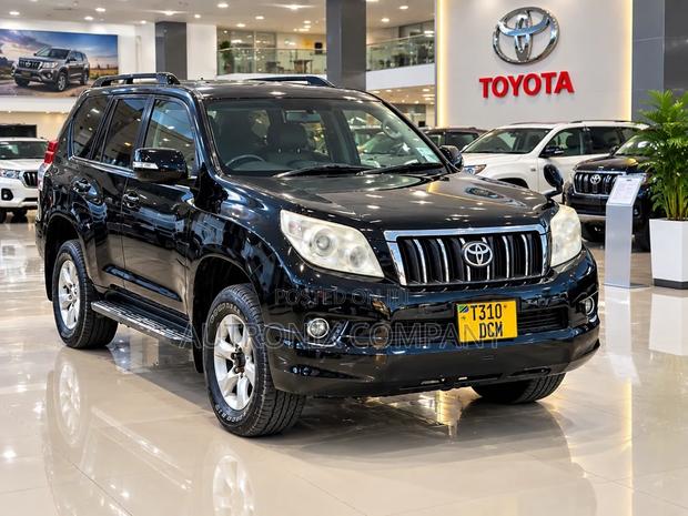 Toyota Land Cruiser Prado 4.0 Petrol TX 2013 Black