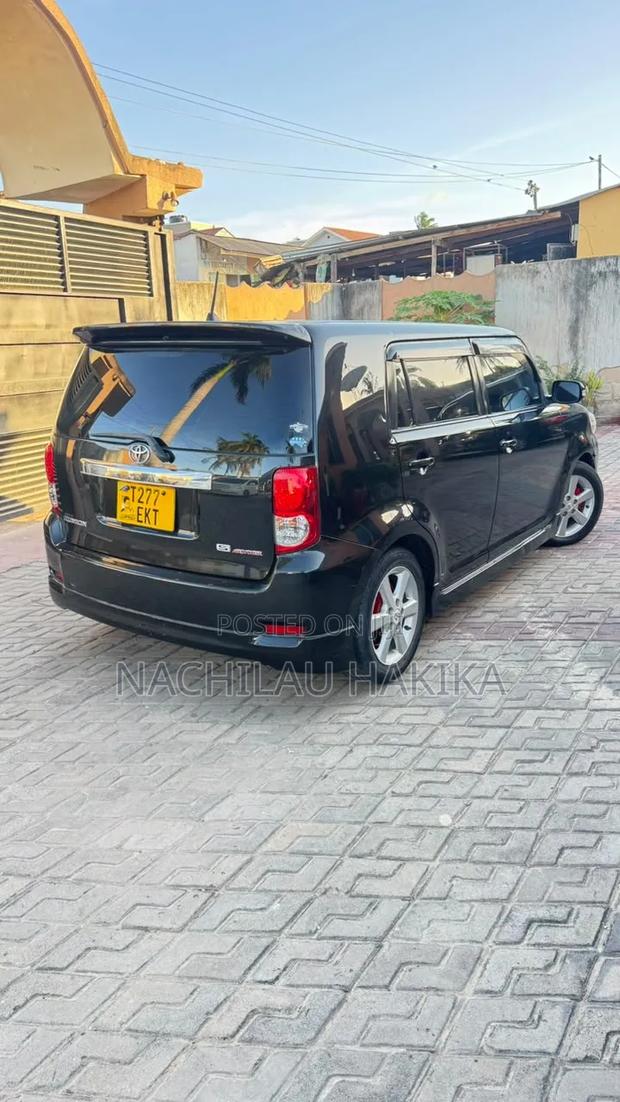 Toyota Rumion 1.5 FWD 2023 Black
