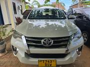 Toyota Fortuner 2017 White for sale