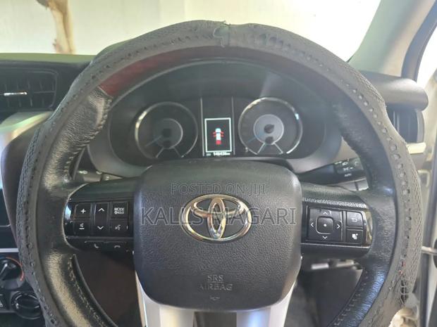 Toyota Fortuner 2017 White
