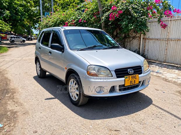 Suzuki Swift 2004 Silver
