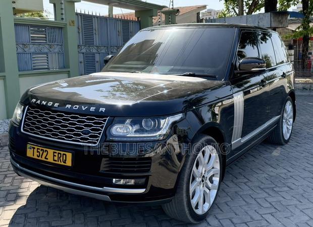 Land Rover Range Rover Vogue 2015 Black