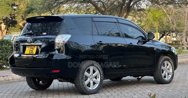 Toyota Vanguard 2009 Black
