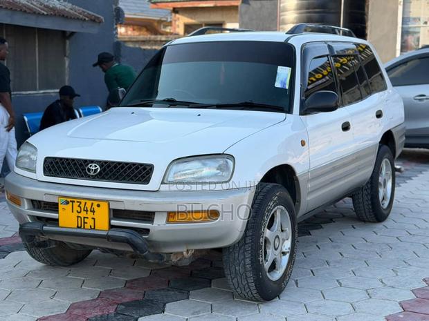 Toyota RAV4 Cabriolet 1998 White