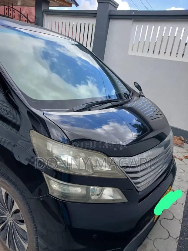 Toyota Vellfire 2018 Black