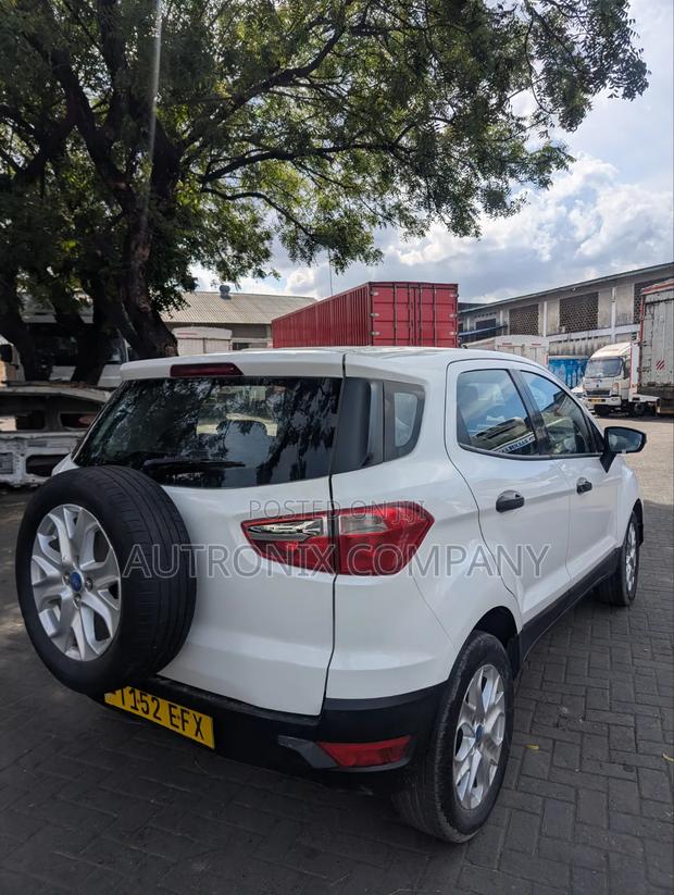 Ford Ecosport 2015 White