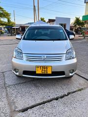 Toyota Raum 2004 Beige for sale