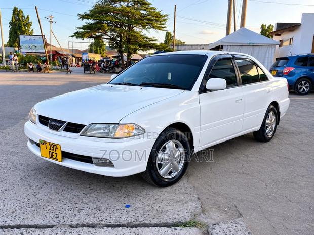 Toyota Carina 2000 White