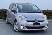 Toyota Ractis 1.5 FWD 2012 Gold for sale