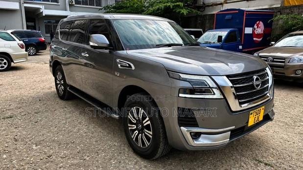 Nissan Patrol 2023 Gray