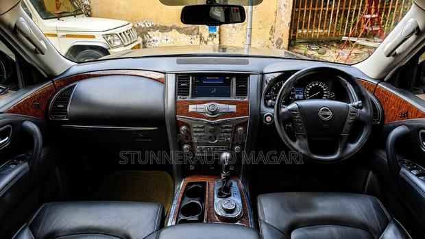 Nissan Patrol 2023 Gray