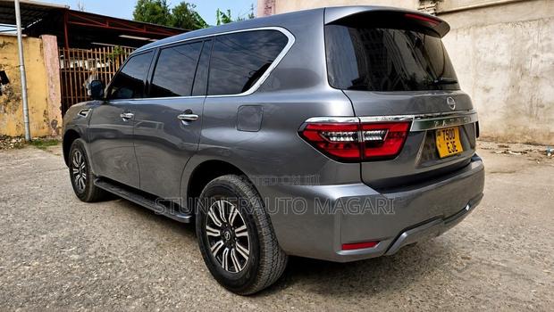Nissan Patrol 2023 Gray