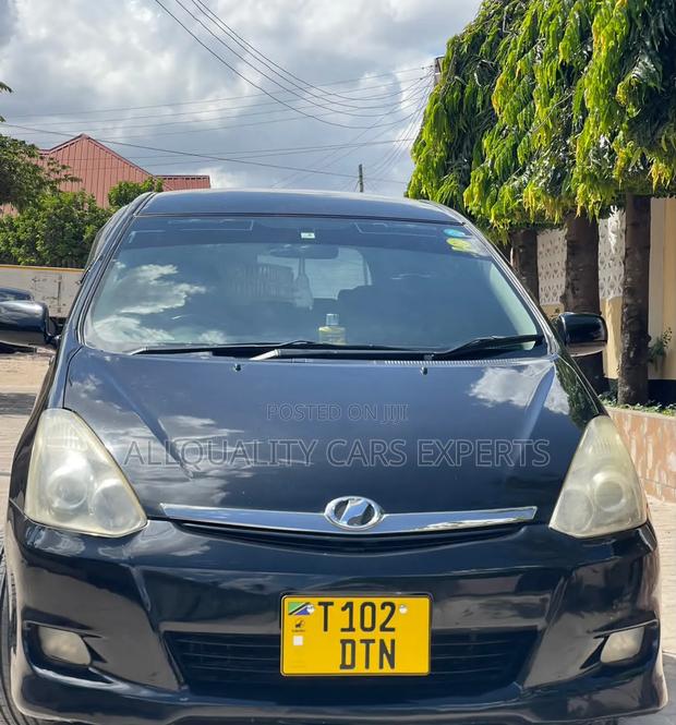 Toyota Wish 2004