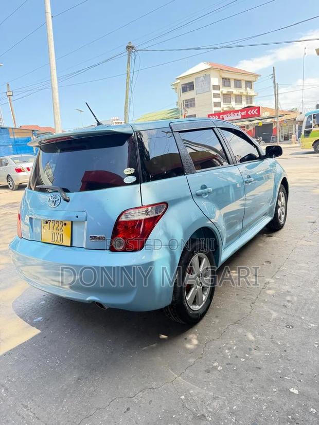 Toyota IST 2006 Blue