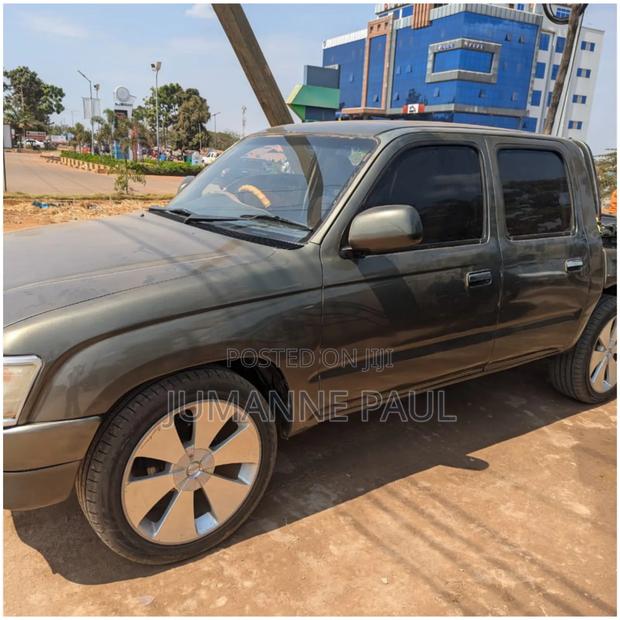 Toyota Hilux 2.8 Diesel 2020 Gray
