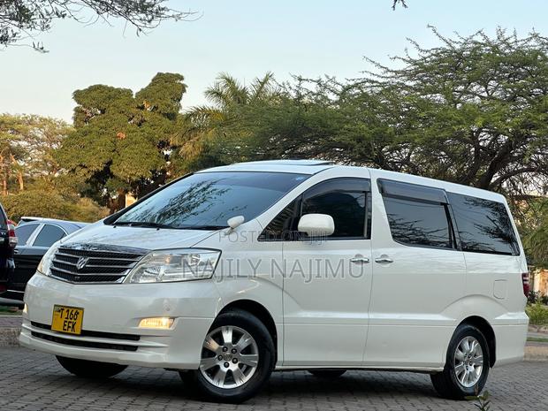 Toyota Alphard 2.4 Petrol FWD 2007 White