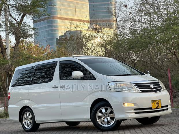 Toyota Alphard 2.4 Petrol FWD 2007 White