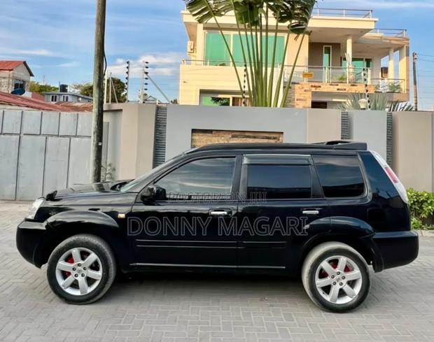 Nissan X-Trail 2008 Black