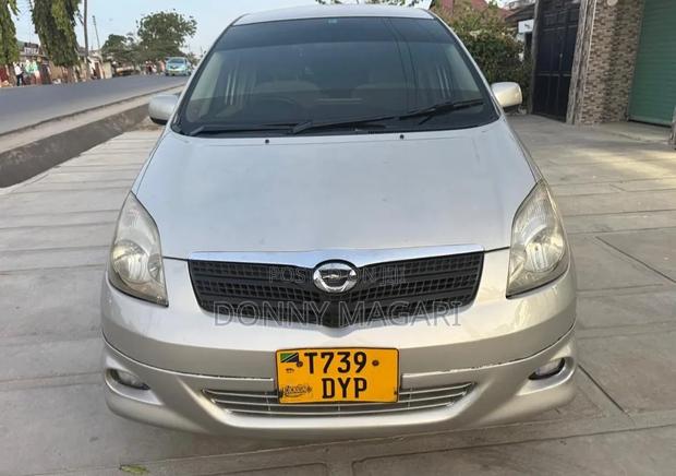 Toyota Corolla Spacio 2002 Silver