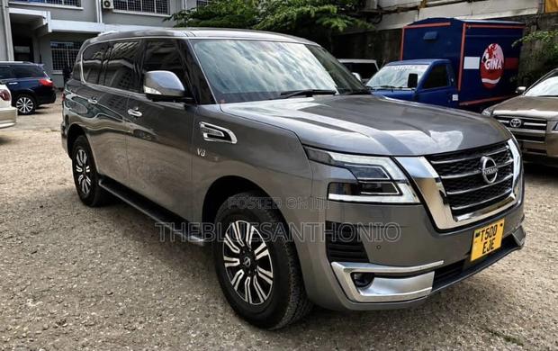 Nissan Patrol 2023 Gray