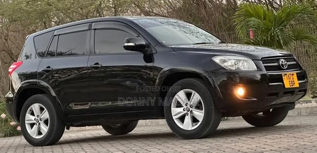 Toyota RAV4 2010 Black