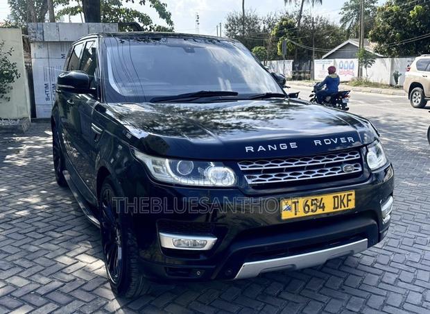 Land Rover Range Rover Sport HSE 4dr SUV 4WD (3.0L 6cyl S/C 8A) 2015
